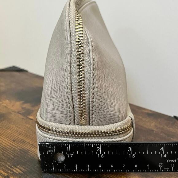 Stackers Taupe Faux Leather 2 Zipper Compartments Cosmetic Makeup Travel Bag - Picture 8 of 11